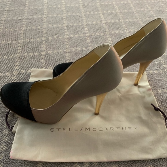 Two-Toned Stella McCartney Heels - Picture 1 of 3